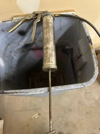 Grease gun