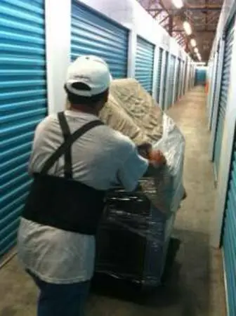 Moving service No Load Is Too Small Moving