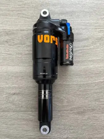 Rockshox Monarch Plus RC3 DebonAir rear shock