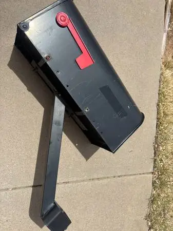 Mail Box