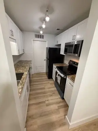2Bedroom, 2Baths, fully remodeled,Roswell,Sandy Springs, Alpharetta,