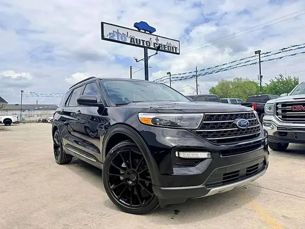 2021 Ford Explorer XLT Sport Utility 4D