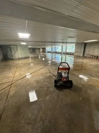 Power washing