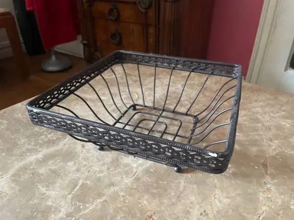 Kitchen Counter Table Fruit Vegetables Storage Basket Container Bowl