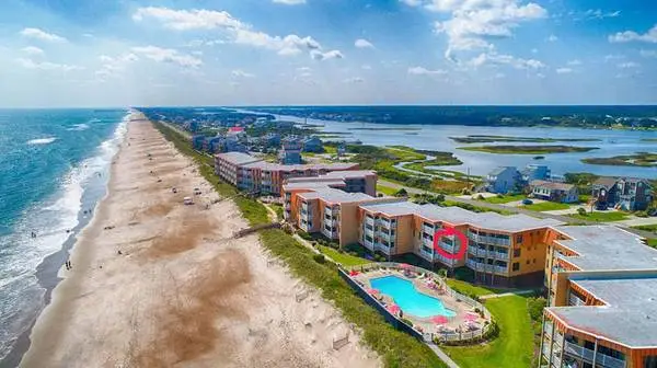 Beautiful Ocean front condo avail in August! Beat the Heat