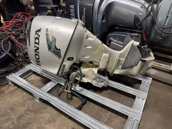 Honda BF30 30 hp 4-Stroke Hard to Find 15 Outboard Boat Motor Engine