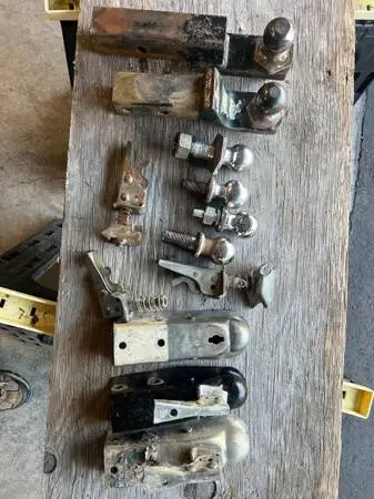 Tow hitch stuff/all 1”7/8