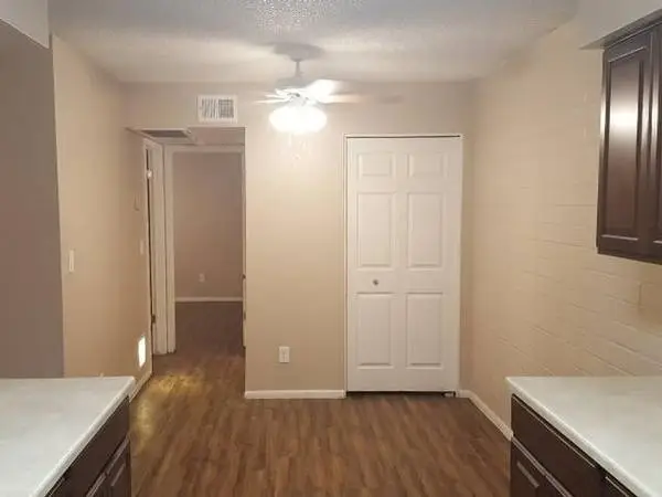 Convenient 2 BR Living-Walk to Shops, Swim in Style!