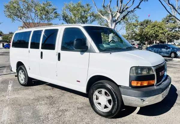 2014 GMC Savana AWD camper