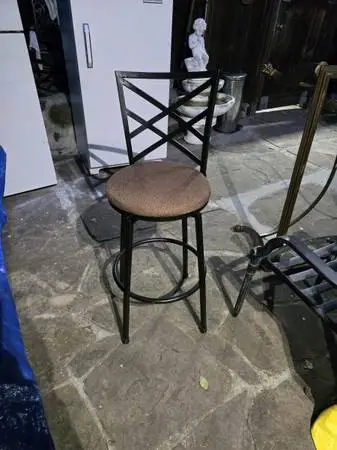 Metal  bar stood