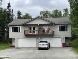 3 bedroom townhome style duplex on Shirley Ann
