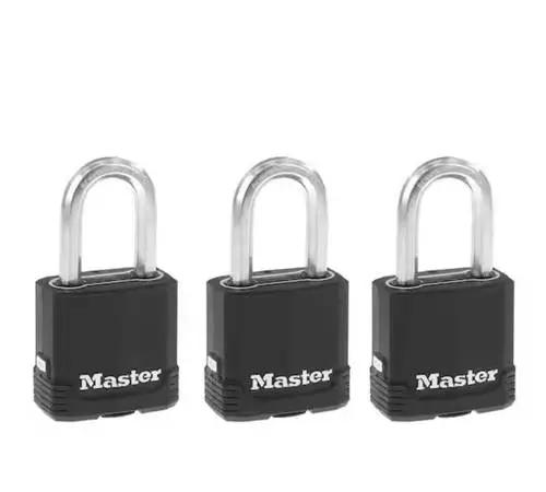 8 Master lock outdoor heavy duty padlocks with keys, new