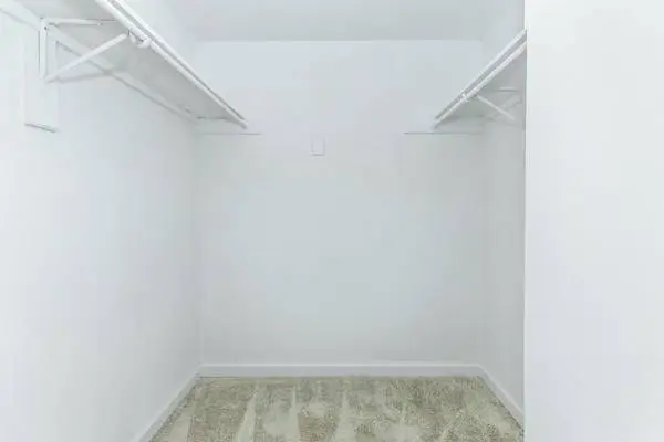 Carpeted Bedroom Flooring, Dishwasher, 2/bd