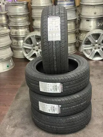 215/55/17 NEW TIRE ARISUN SET OF 4