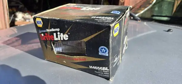 Napa Xenon low beam headlight
