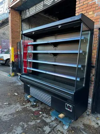6 ft open Case refrigerator /restaurant equipment