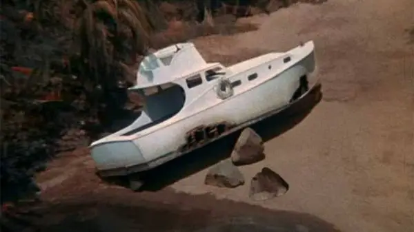 Boat salvage / recycle / removal / transport / disposal