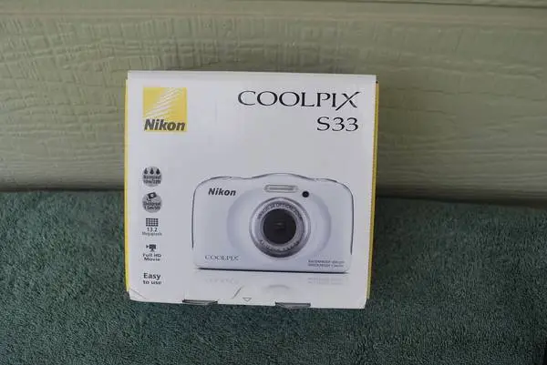 Nikon Coolpix S33 Digital Camera