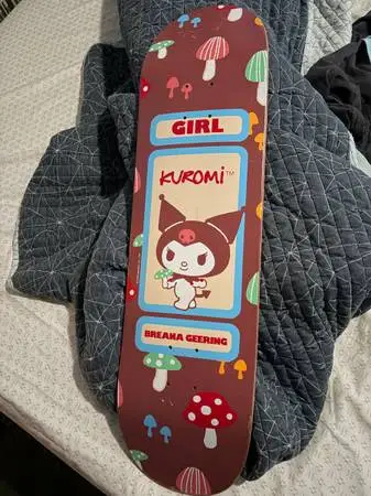 Hello kitty skateboard