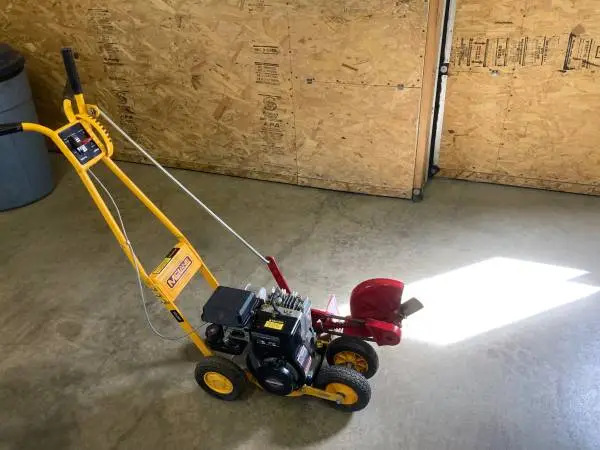 Heavy duty lawn edger
