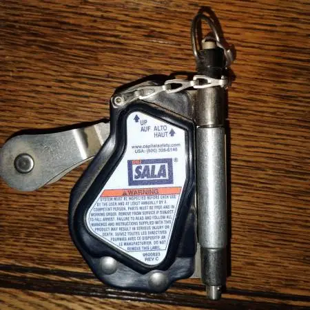 DBI‑SALÁ fall‑protection safety device, (Part No. 5000335)