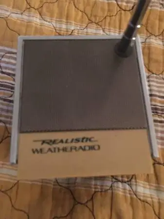 Vintage weather band radio shack forecaster
