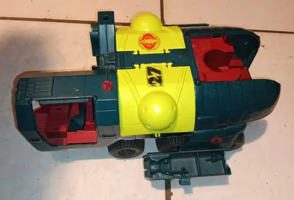 Cobra vehicle