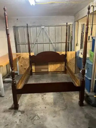 Queen 4 poster bed frame