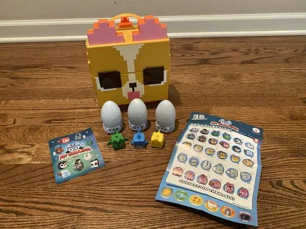 PET SIMULATOR - Pixel Corgi Mystery Collector Bundle