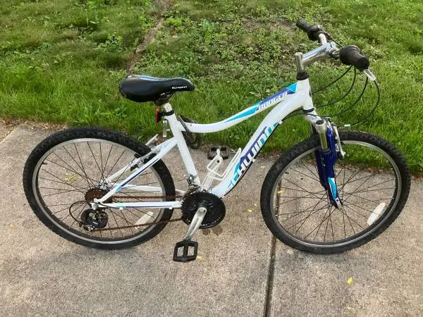Girls Schwinn Ranger 21 Spd Bicycle