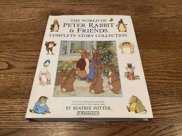 THE WORLD OF PETER RABBIT & FRIENDS BEATRIX POTTER ~ LARGE  HARDCOVER