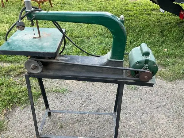 Vintage scroll saw
