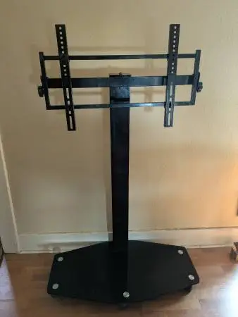 TV/video/computer screen rolling stand