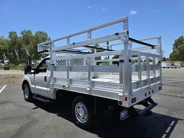 2013 Ford F-250 Stake bed,6.2L Flex fuel,8ft alluminium bed!