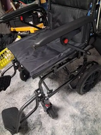 Powered wheel chair 2026 New price dropped NEW