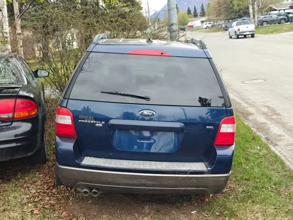 2009 Ford Freestyle SEL AWD – Parts Vehicle / Bad Transmission