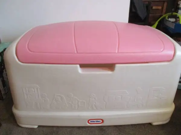 Large little tykes pink and white toy box