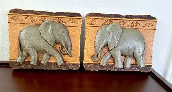 10” x 8” Vintage Elephant Wall Trays Hanging / Plaques Set.