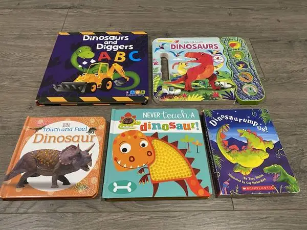 BABY BOARD BOOKS 5 DINOSAURS BOOKS ~  Excellent Condition