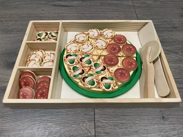 MELISSA & DOUG WOODEN PIZZA PARTY PLAY SET