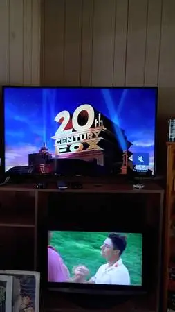 43 HISENSE 4K UHD SMART TV.