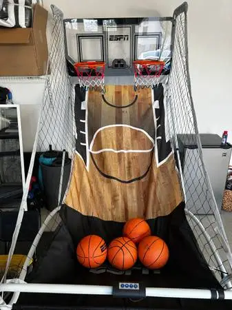 ESPN Basketball Indoor Foldable 2 Player Game Battery Operated