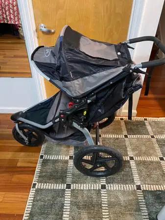 Durable Like New Bob Gear Revolution Jogger Stroller