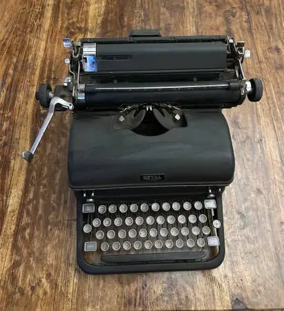 1942 Royal typewriter