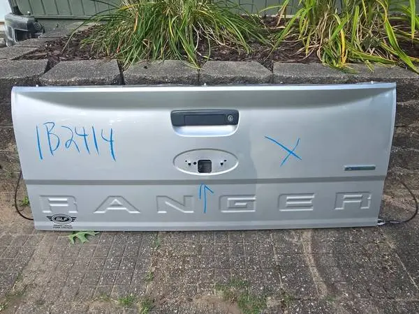 2019-2023 OEM Ford Ranger Tailgate - Silver