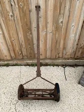 Antique Vintage Craftsman push mower