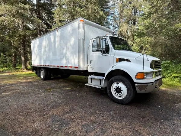 2009 Freightliner Sterling Acterra box truck