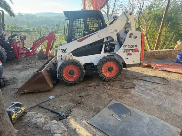 BOBCAT S595 SKID STEER   TRACTOR