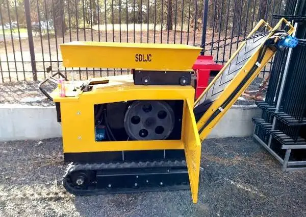 Tracked Rock Crusher