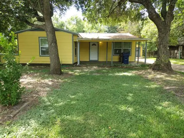 Cozy!! 3/2 House $1800